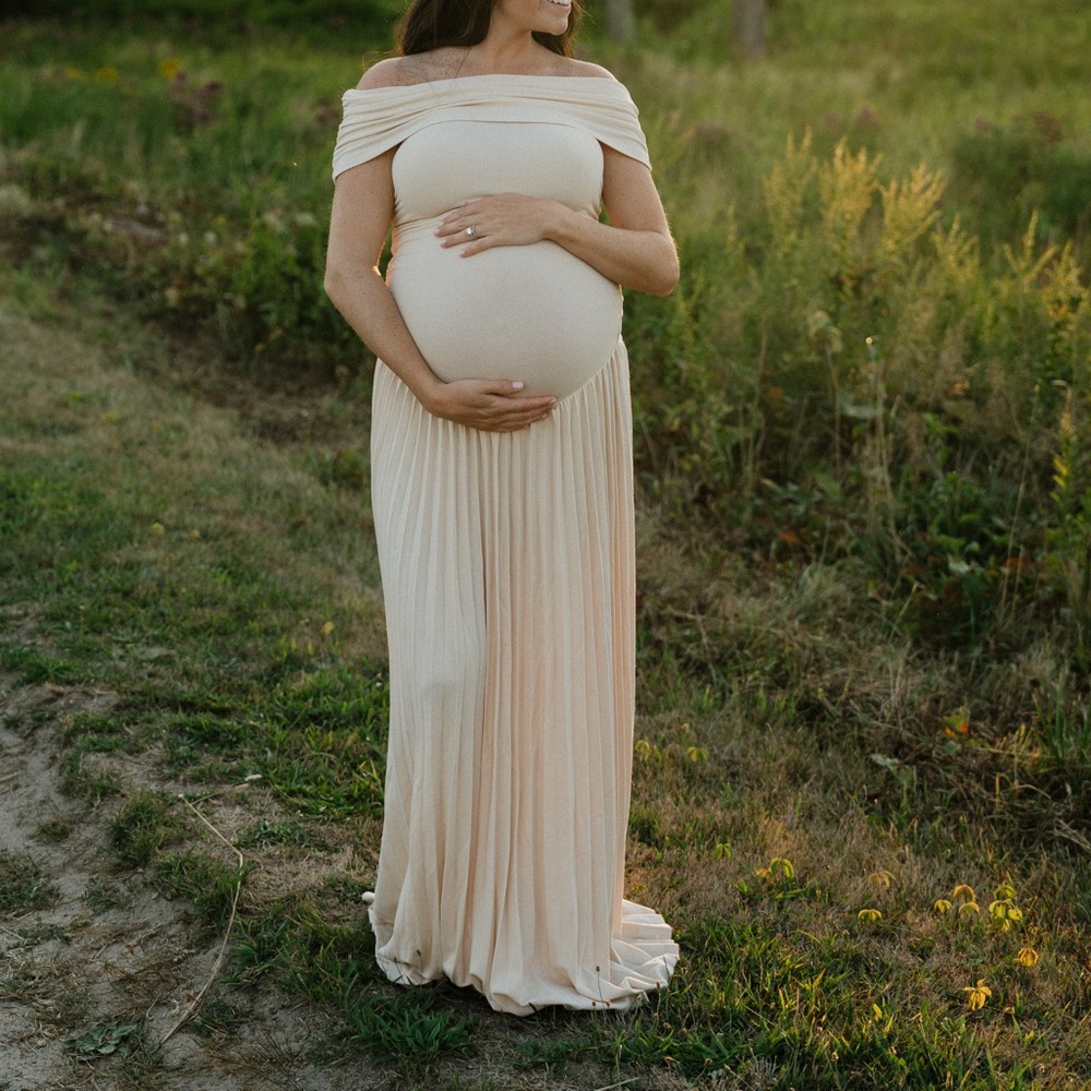 Lioness Cream Off-Shoulder Maxi Dress